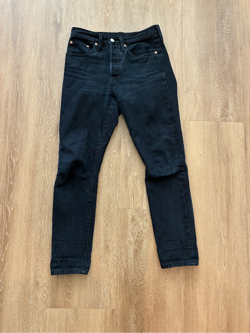 Black Levi 501s Skinny